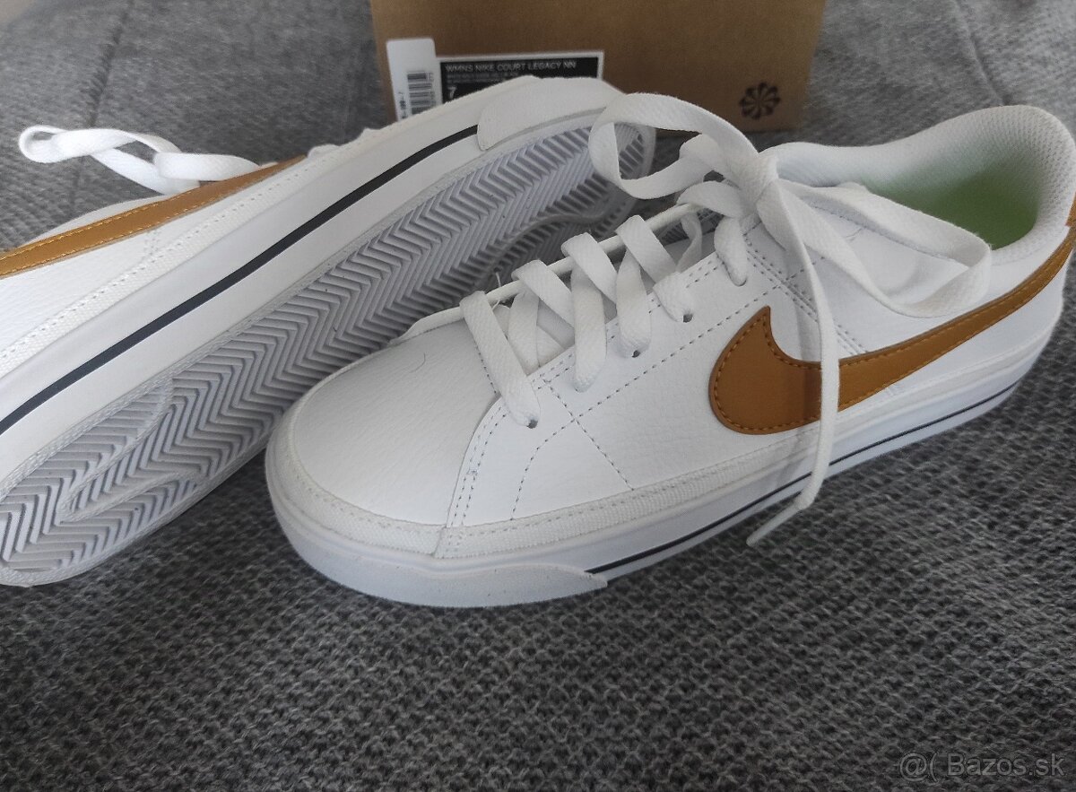 WMNS Nike court legacy NN dámske tenisky