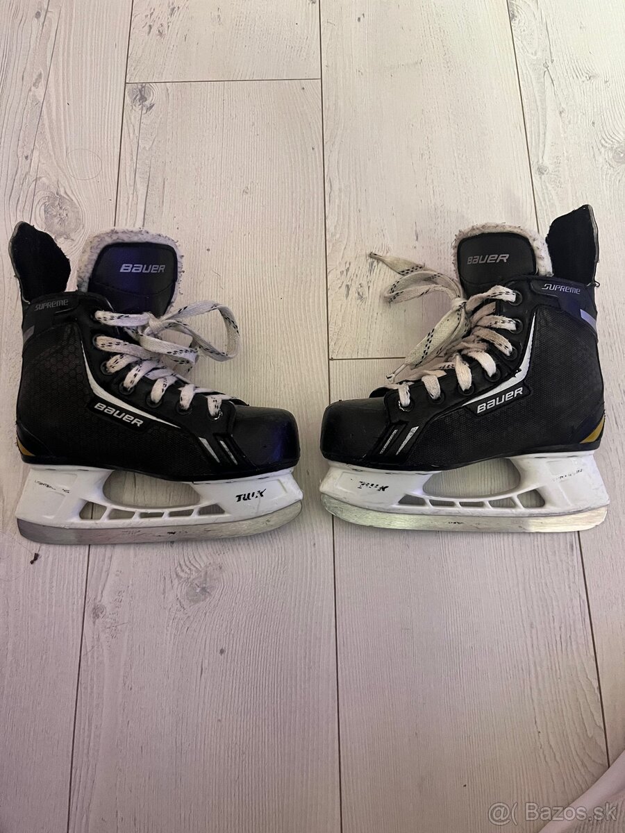 BAUER SUPREME DETSKÉ 32