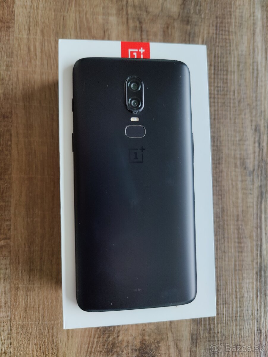 Oneplus 6 Midnight black 8/256 s príslušenstvom