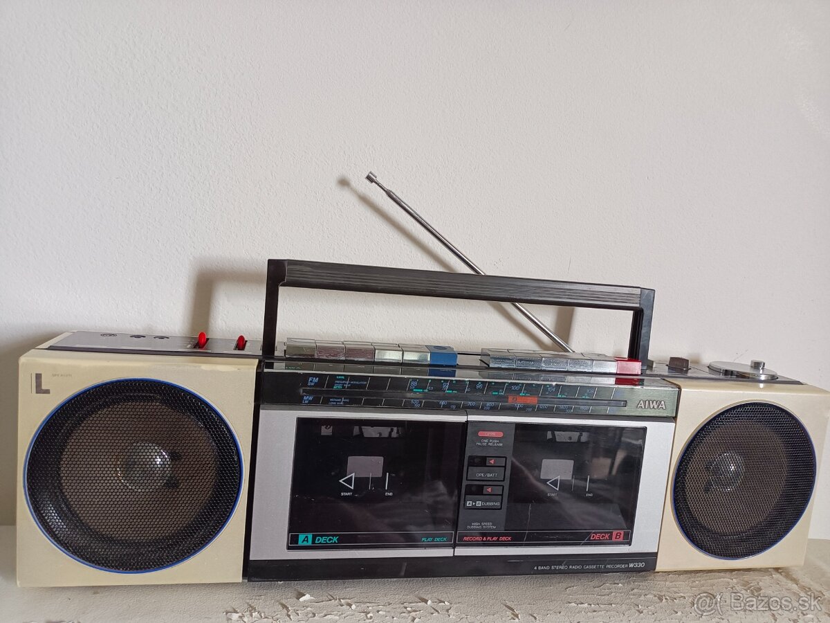 Aiwa w330 radiomagnetofon boombox retro kazeťák