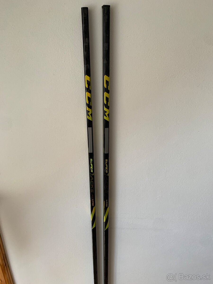 Hokejky- CCM SUPER TACKS As4pro + Bonus