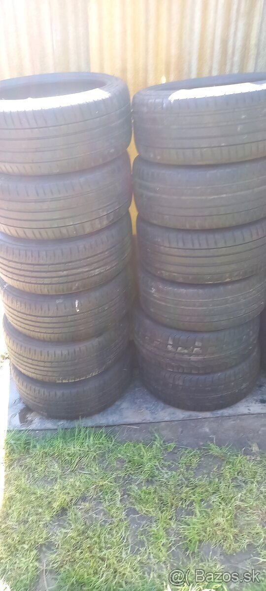 Predám letné pneu 225/40r18