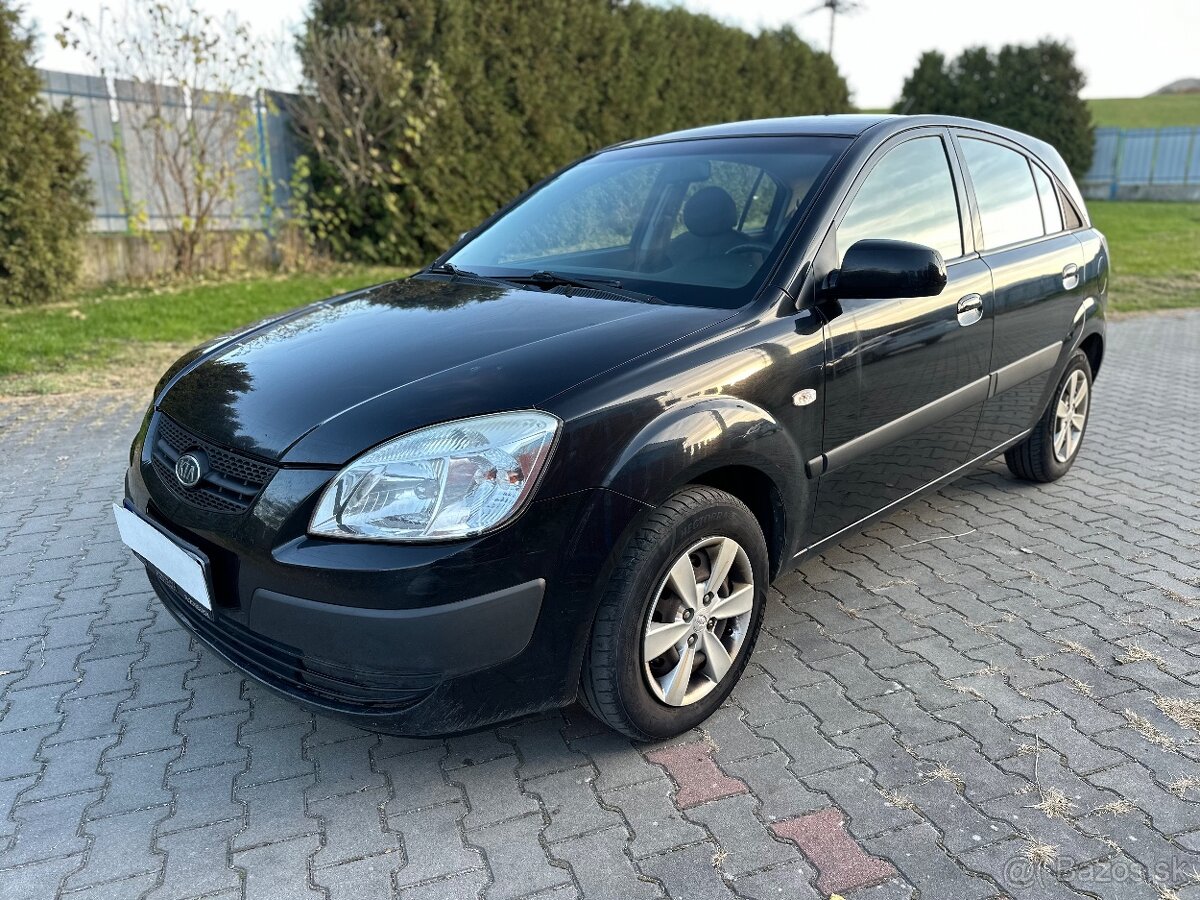 Kia Rio 1.4 LX benzín