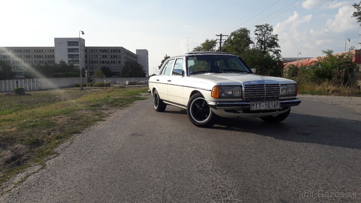 Mercedes benz w123 300D