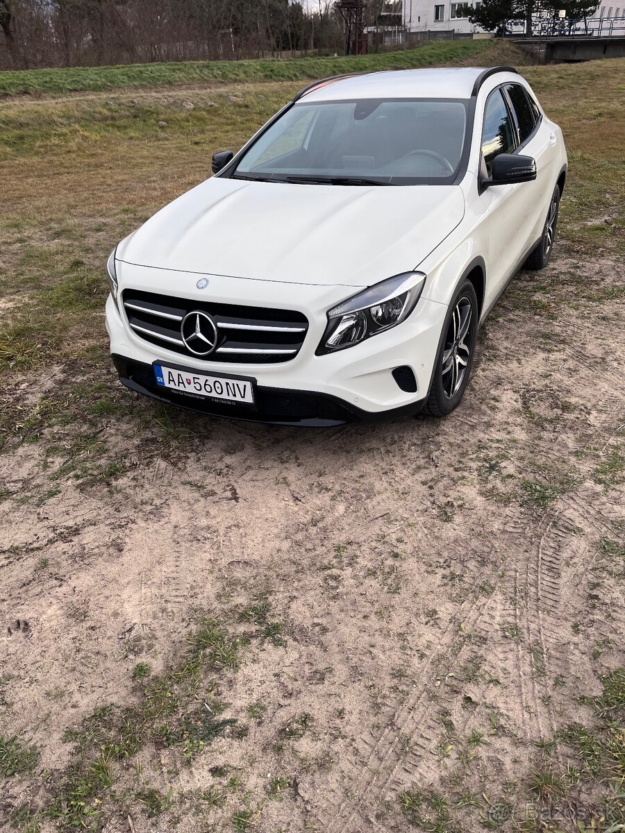 Mercedes GLA 200