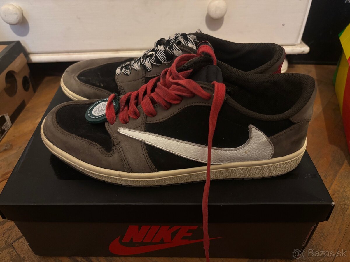 Jordan 1 Retro Low OG SP Travis Scott Mocha