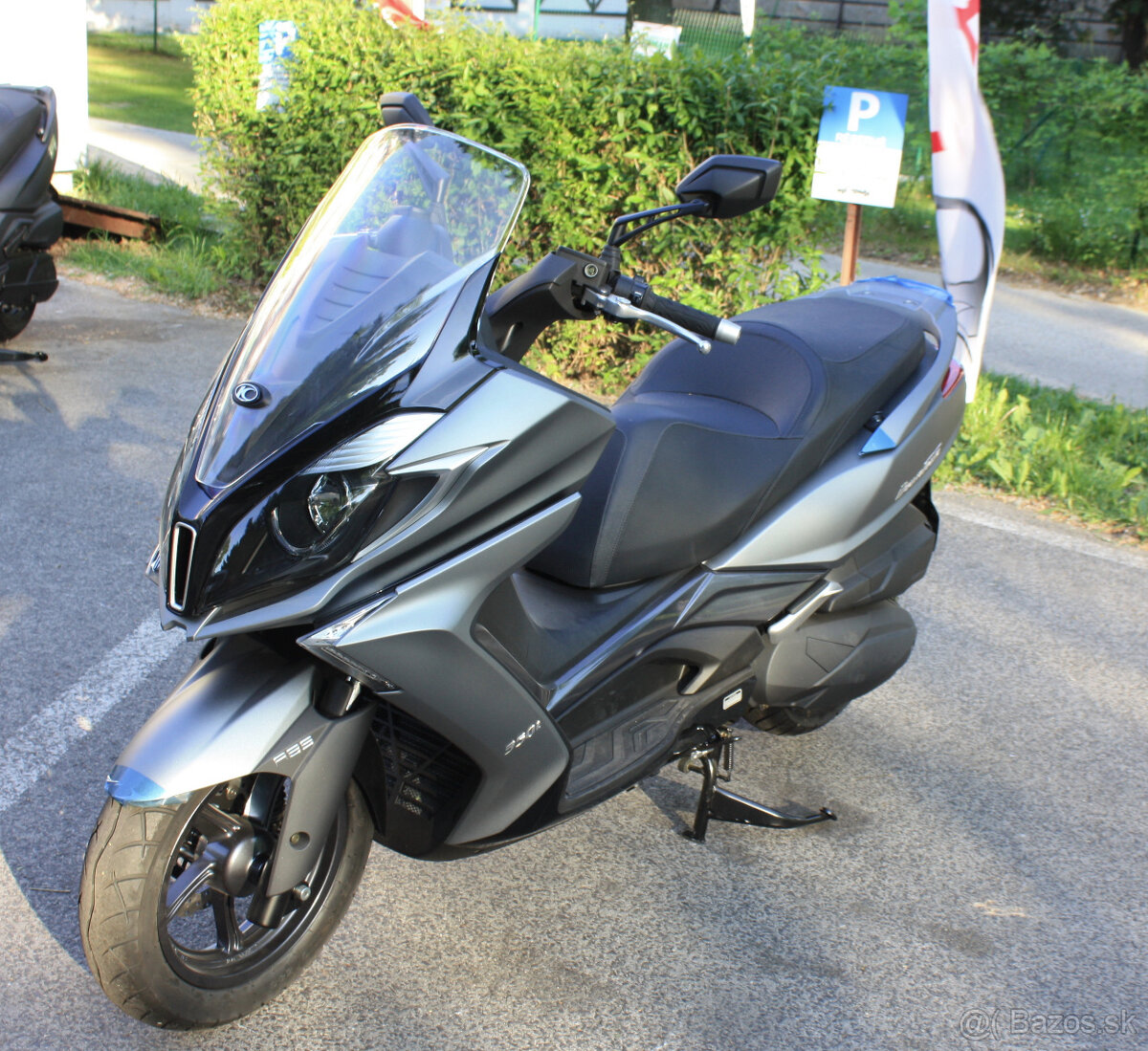 MAXI skúter KYMCO Downtown 350i ABS, nové