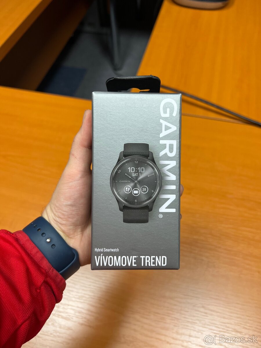 Hodinky GARMIN Vívomove Trend čierne