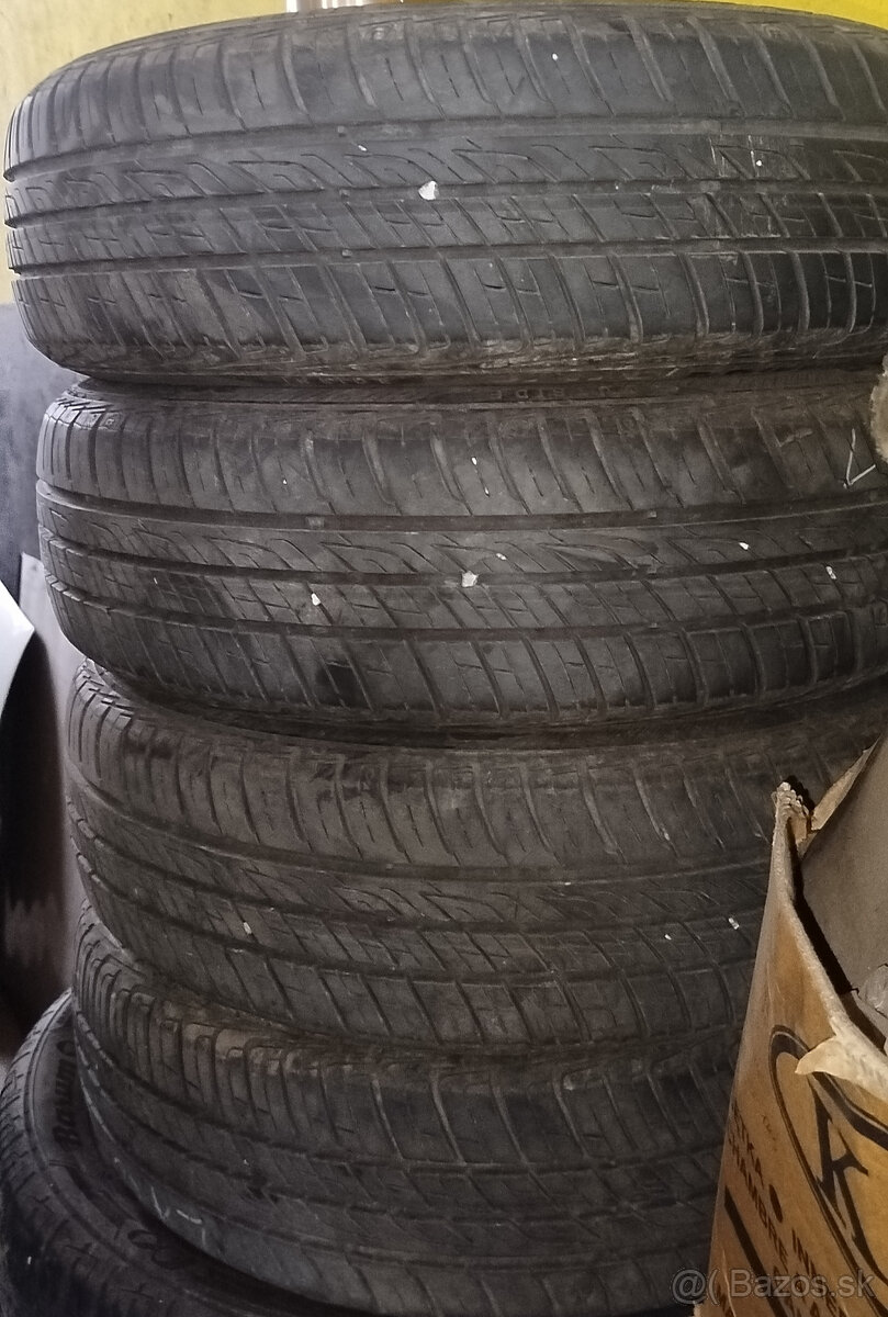 Predam jazdene letne pneu 165/65R15 Barum