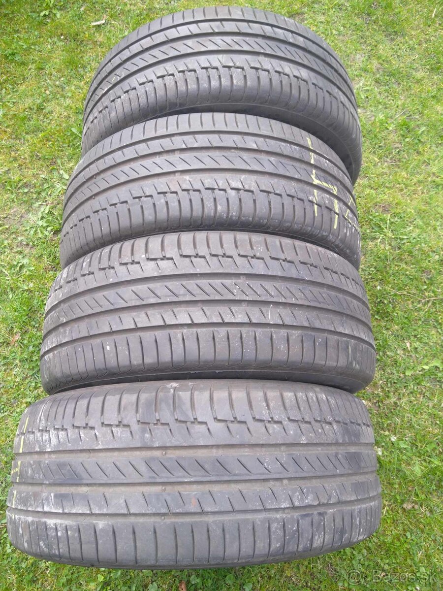 235/55 R 17 103 W XL letné.