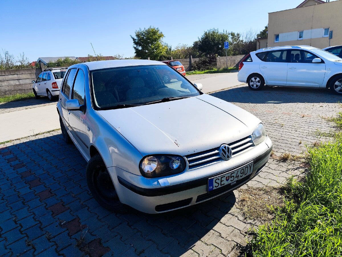 Golf IV