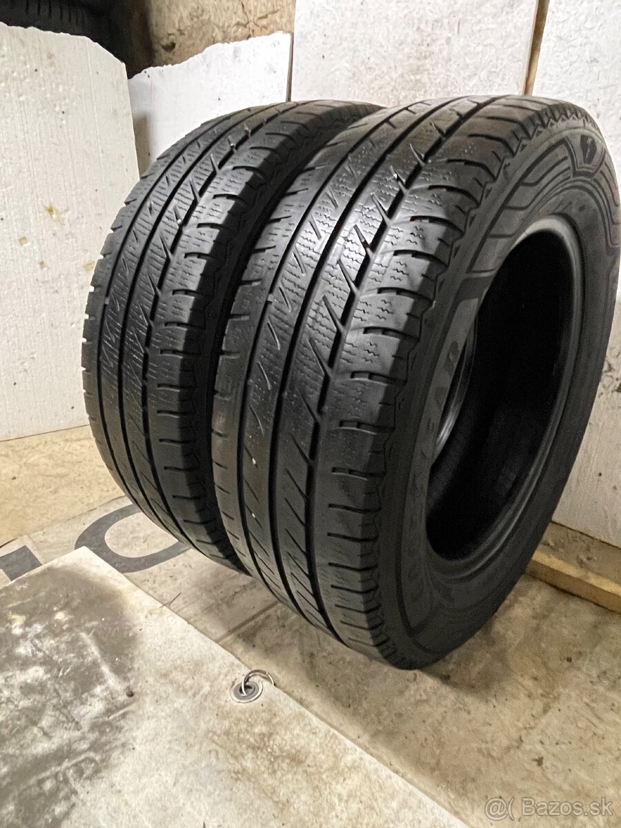 Goodyear 215/65 R16C 2x=70€