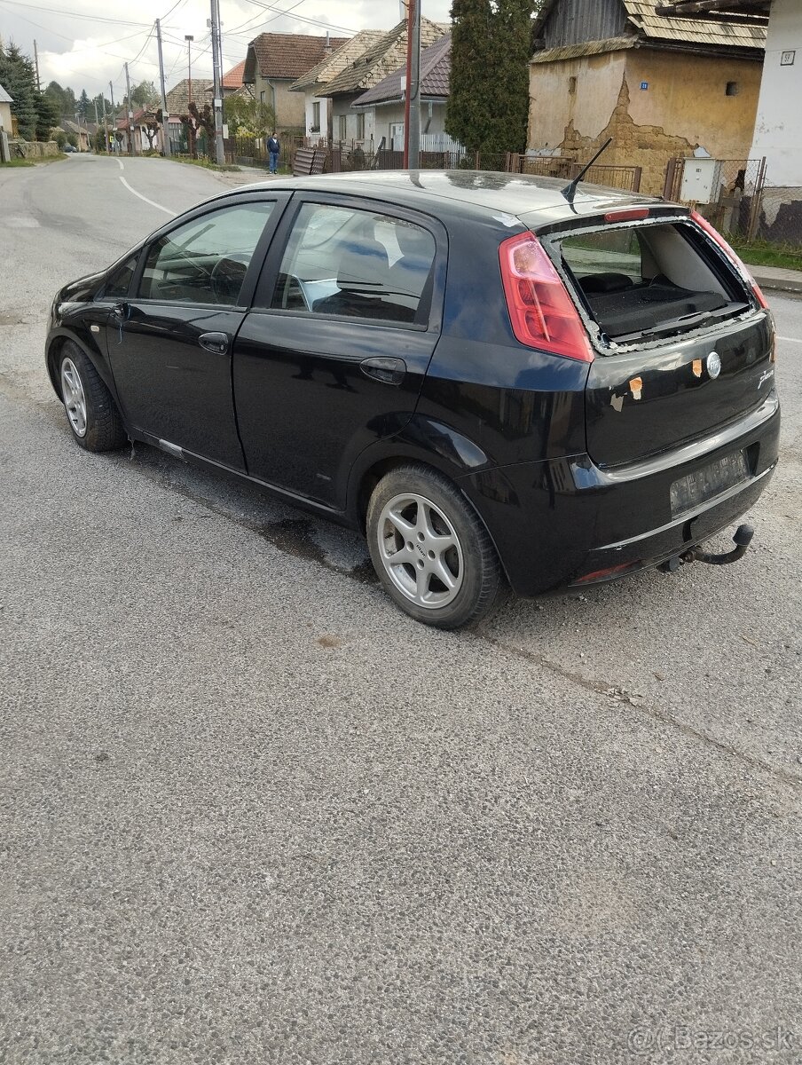 Rozpredám Fiat Punto Grand 1.3 dyzel