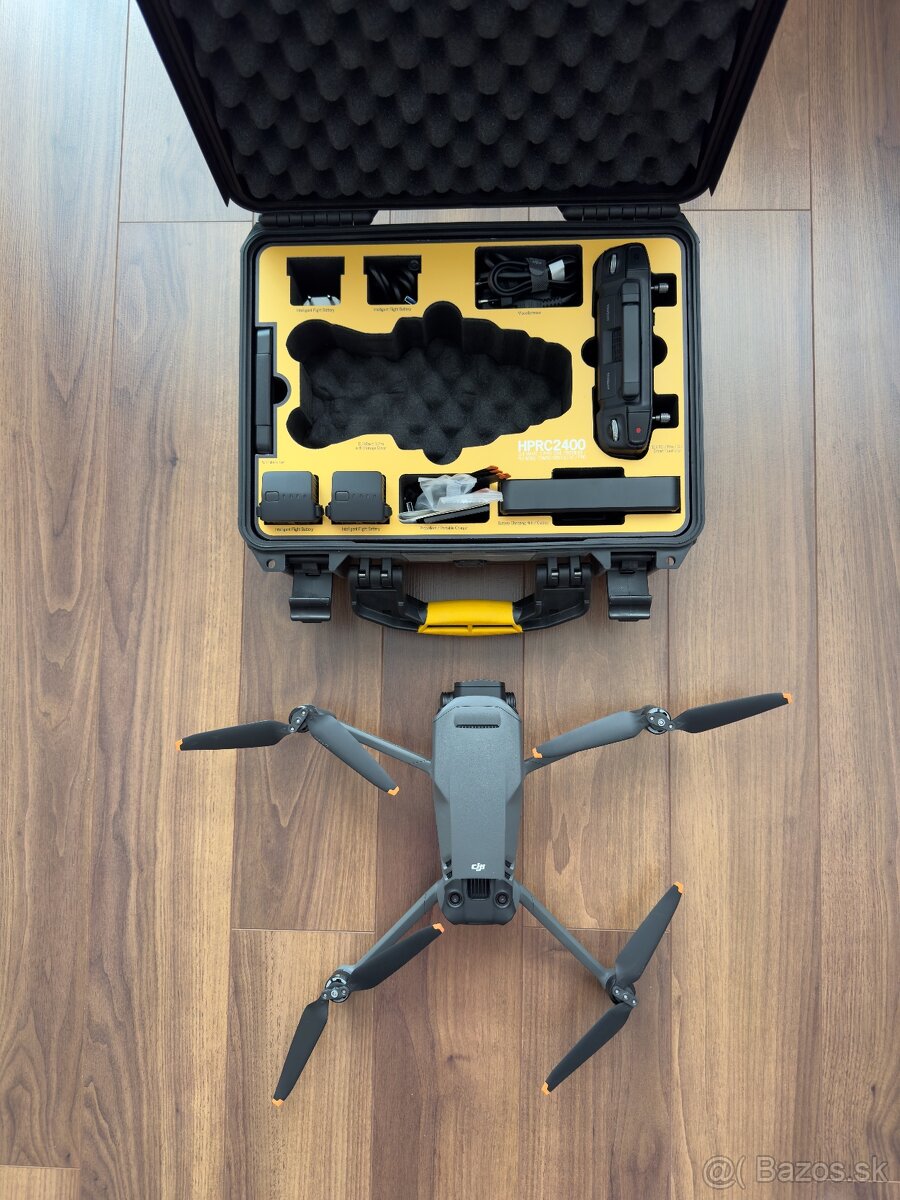 DJI Mavic 3 Pro Cine Premium Combo