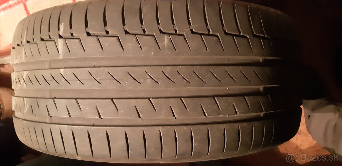 Pneumatika 1ks 275/40 R 21 Y  XL