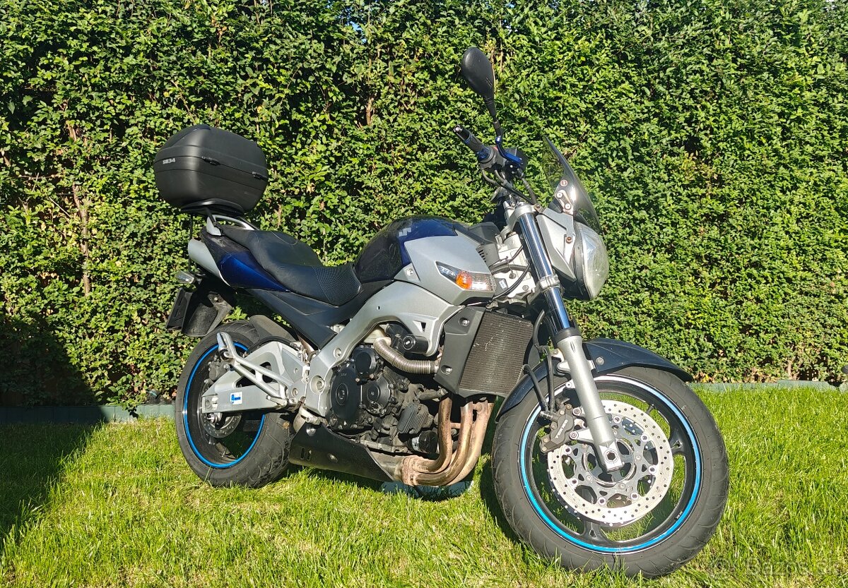 Predám motorku Suzuki GSR 600