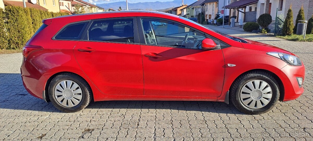 Hyundai i30 CW, benzín + LPG, 88kw (120PS), Manuál - 6 st.