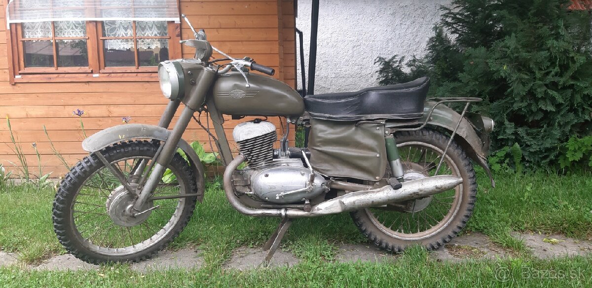 Jawa 250/579 Švéd