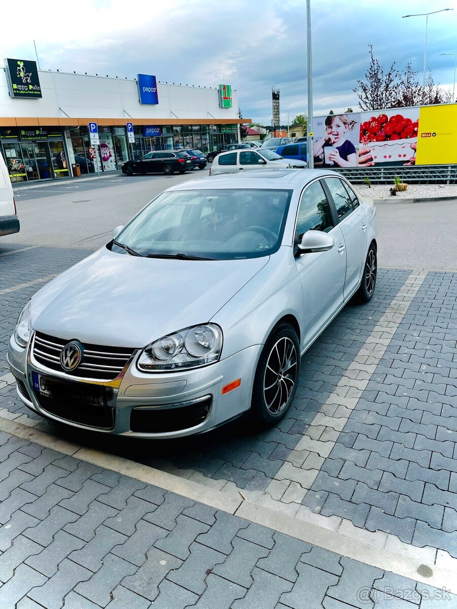 Volkswagen Jetta 2.5 125kw/A6 mk5