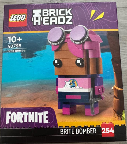 Predám Lego GWP 40728 Brickheadz Fortnite