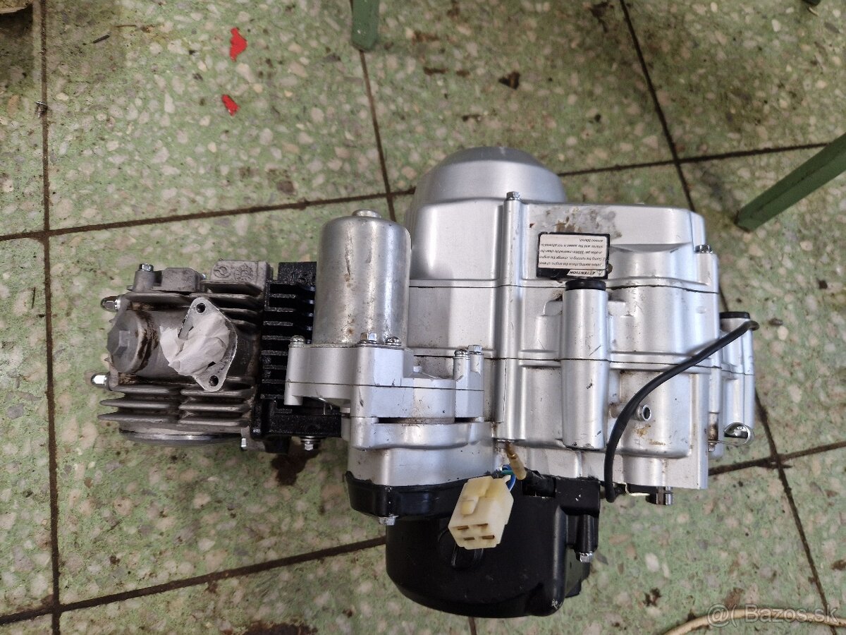 Atv motor 150cm3/ stvorkolka,jeep,buggy,bugina