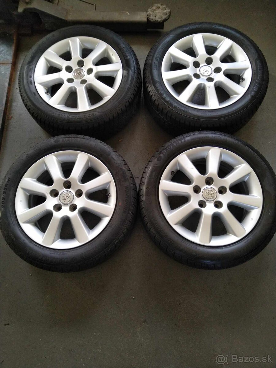 16" TOYOTA AURIS,COROLLA + TPMS + zimné pneu.