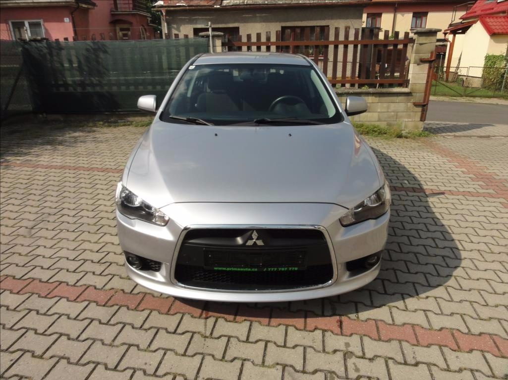 Mitsubishi Lancer 1.6 85kW 2013 50711km 1.majitel 50 tis. km