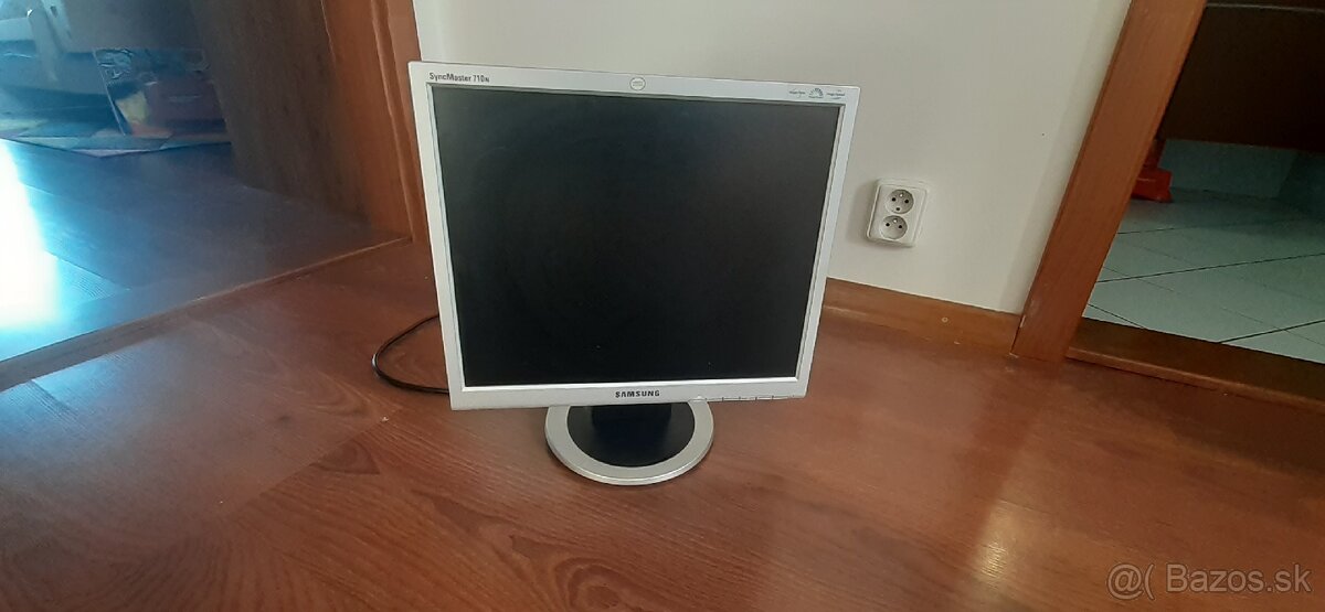 Monitor