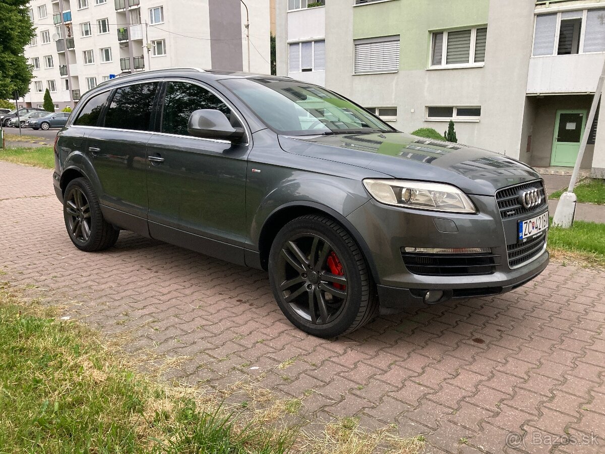 Audi Q7 3,0 TDI  S-Line