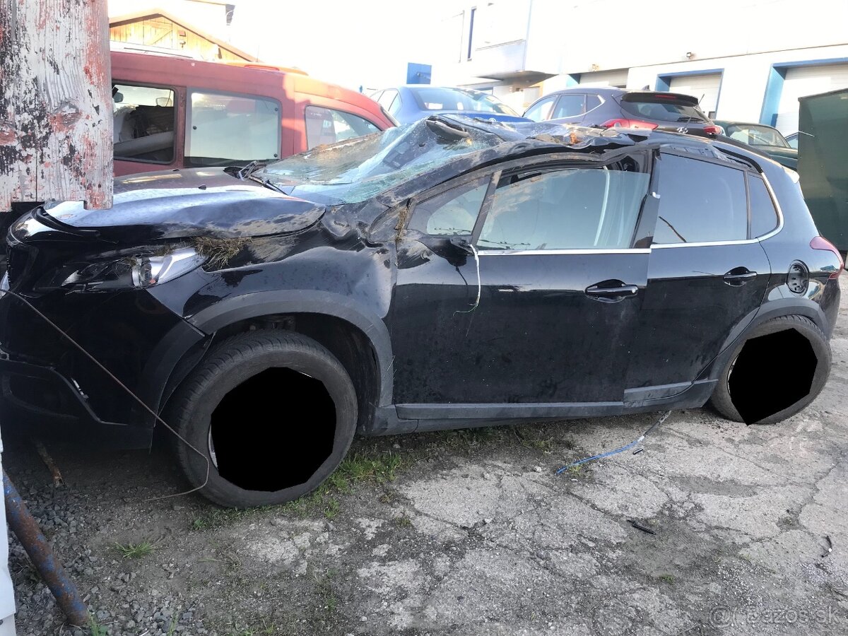 Rozpredám na náhradné diely Peugeot 2008