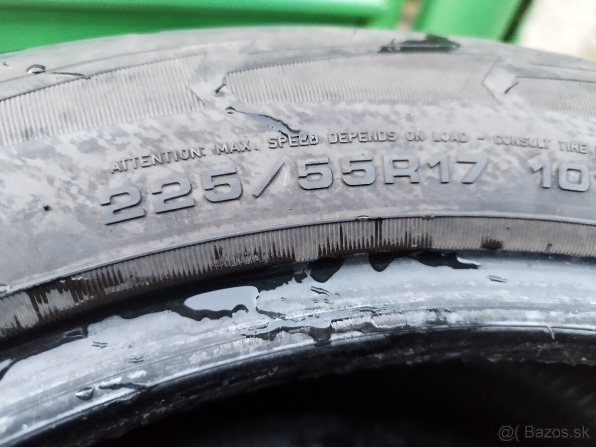 Goodyear 225/55 R17