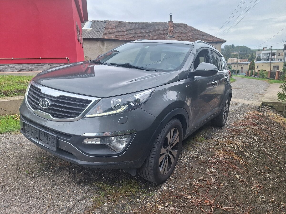 KIA SPORTAGE 2.0CRDI 4X4 AUTOMAT