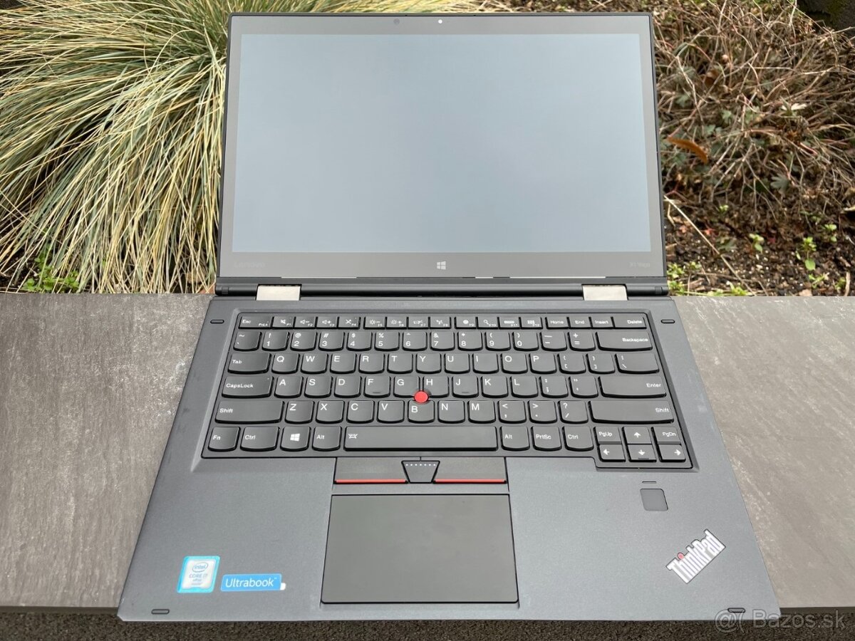 Lenovo ThinkPad X1 Yoga - procesor i7, 16GB RAM, 2560x1440