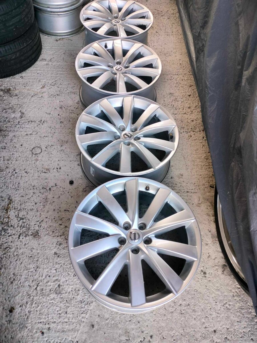 4ks alu disky orig. Volvo 5x108 R19