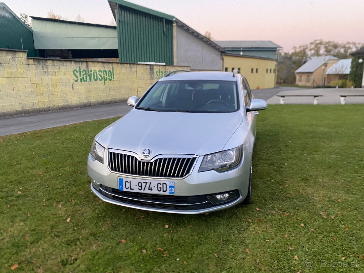 Skoda Superb 2.0tdi,dsg,cuvak,el. kufor,serviska,new rozvody