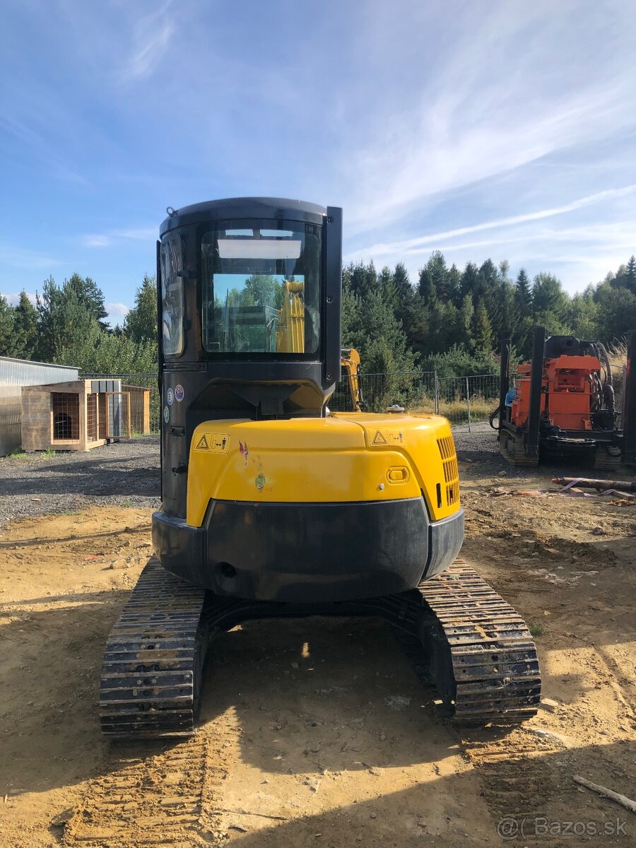 Kobelco SK45SR