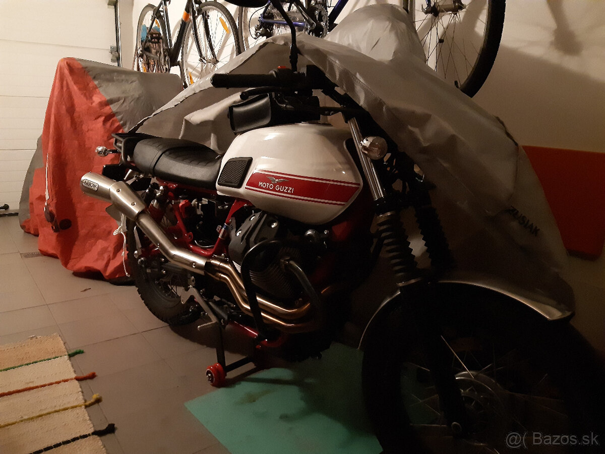 Moto Guzzi V7 II Stornello