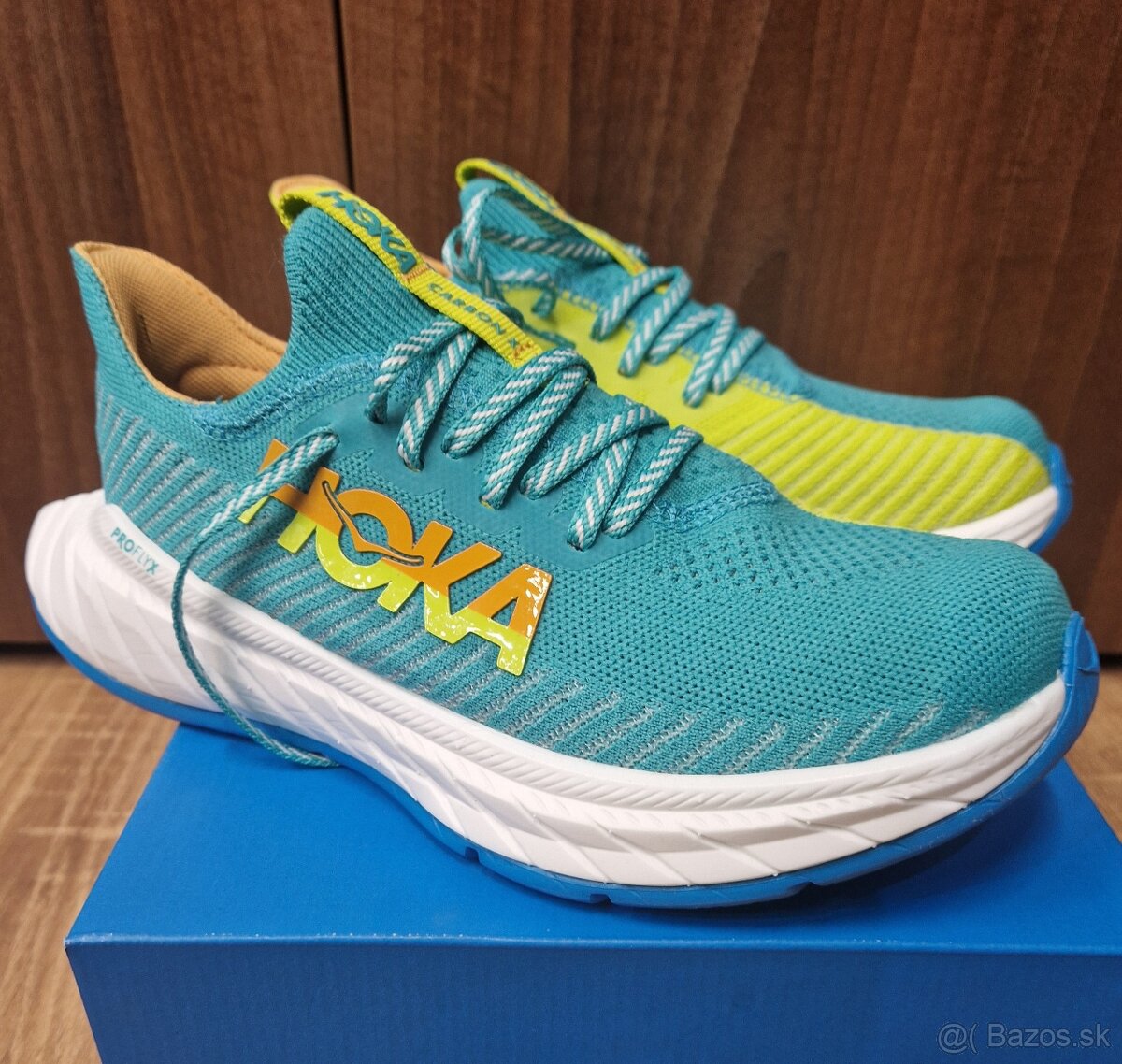 Nové špičkové tenisky HOKA W Carbon X 3