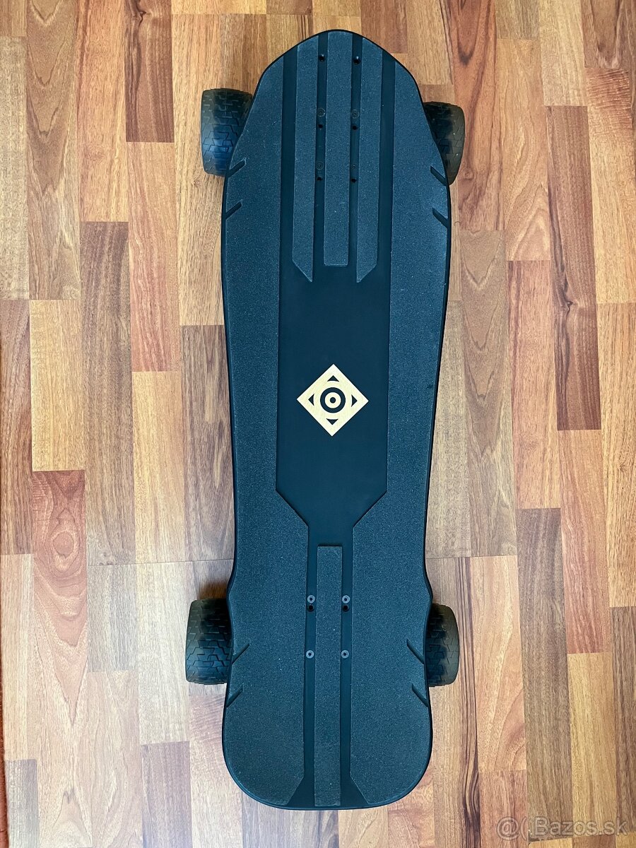 Elektrický skateboard Onsra Challenger