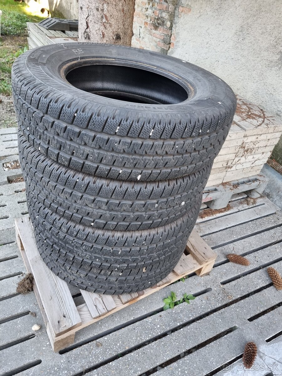 Zimné pneumatiky 205 / 75 R16 C