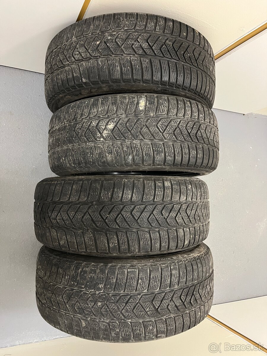 Predám 225/45 r18 zimné pneu