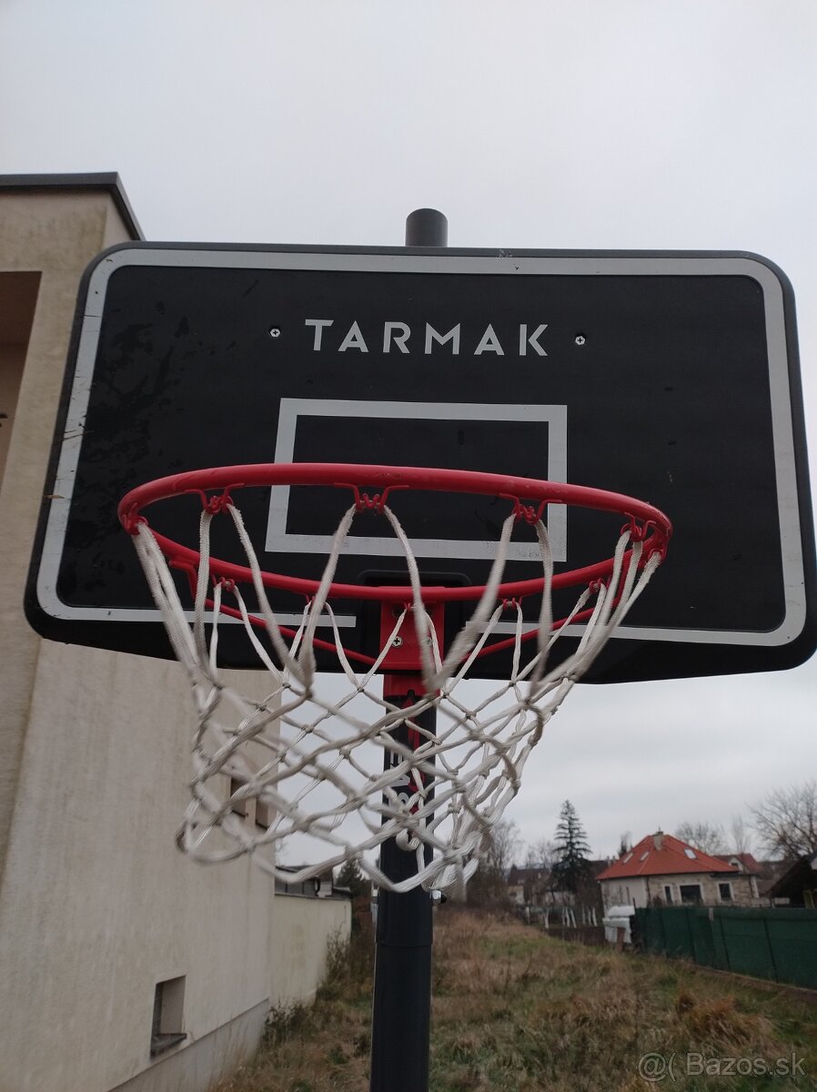 Predam basketbalovy kos (vyska nastavitelna)