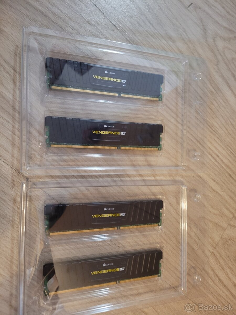 Predám pamäte 16GB DDR3 (4x4) CORSAIR Vengeance 1600 Mhz