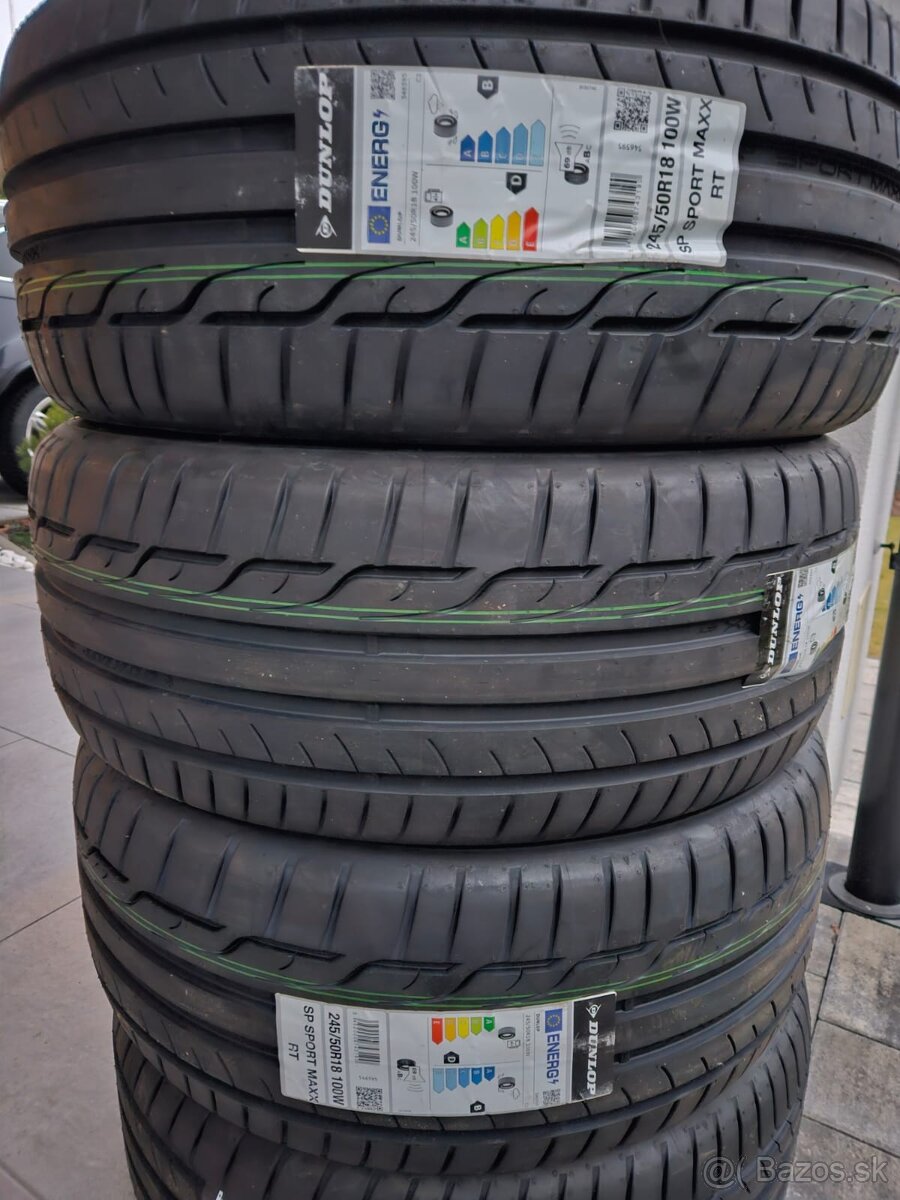 Nové pneumatiky,, Dunlop,, sada