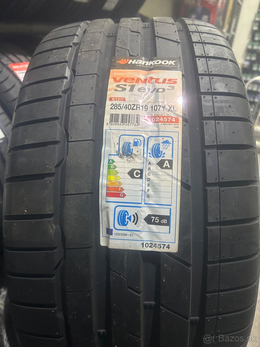 Hankook ventus evo1 285/40 zr19 107 Y XL