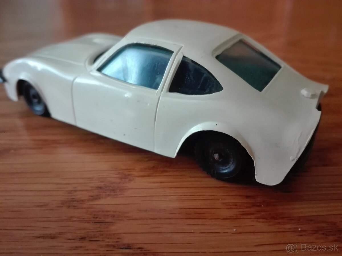 Opel GT 1:43 Stara hračka W. Germany