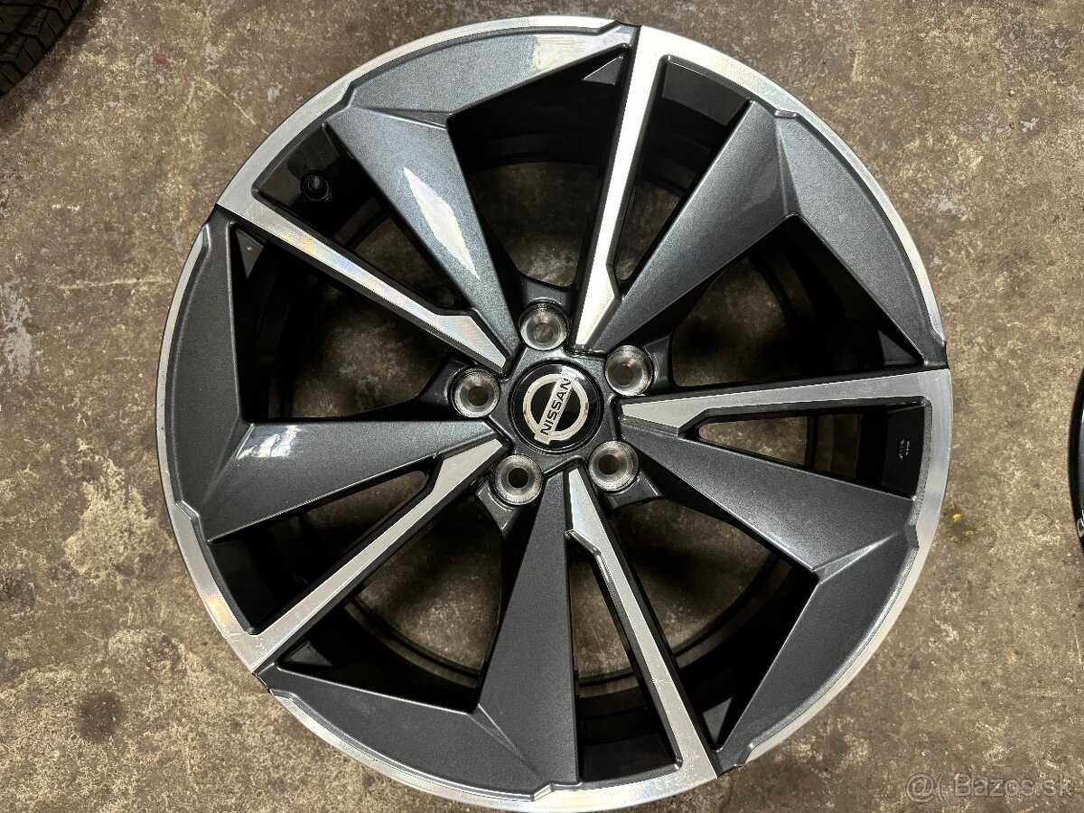 5X114,3 R19 NISSAN ORIGINAL