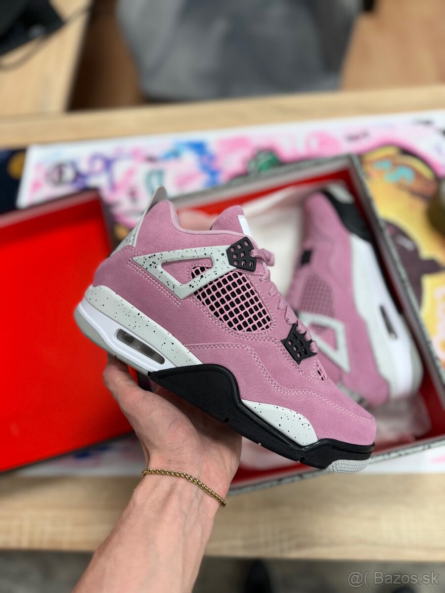 Jordan 4 Retro “Orchid”