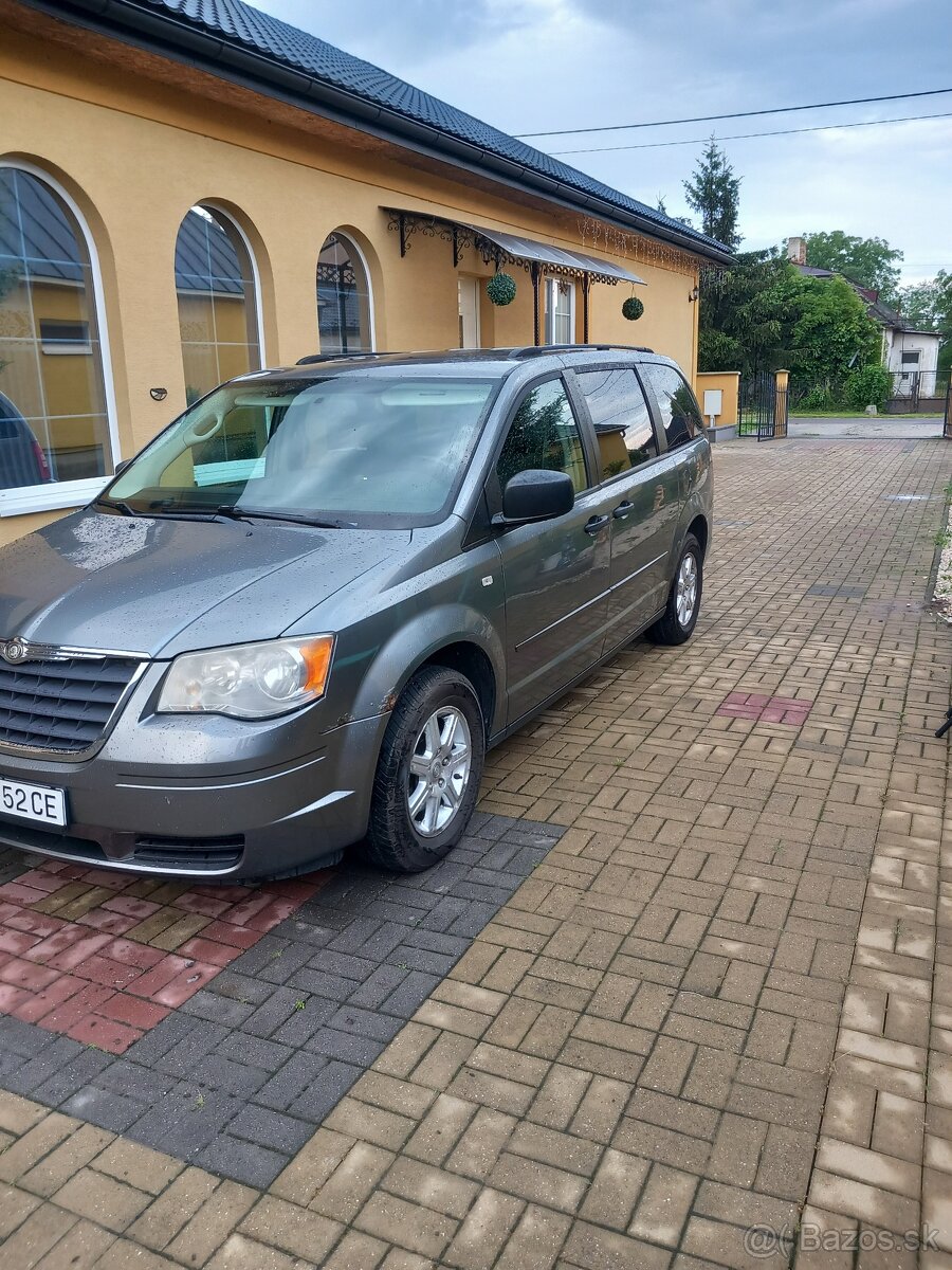 Chrysler grand voyager 7miestne