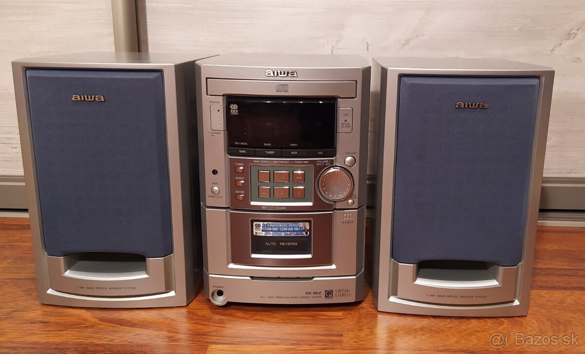 AIWA XR-M12